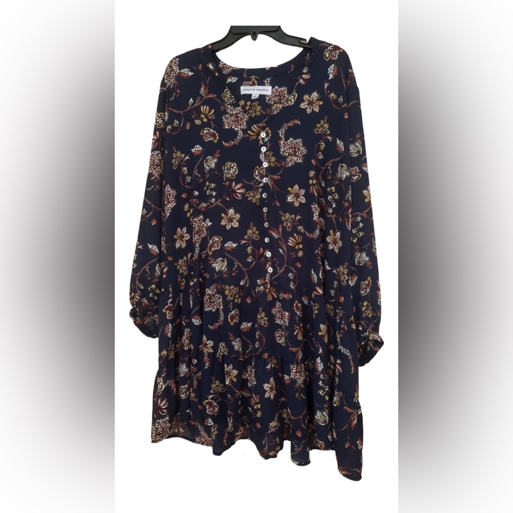 Emma & Michele Navy Floral Top